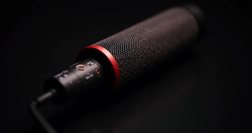 HyperX SoloCast: será que vale a pena em 2026? HyperX SoloCast: será que vale a pena em 2026?