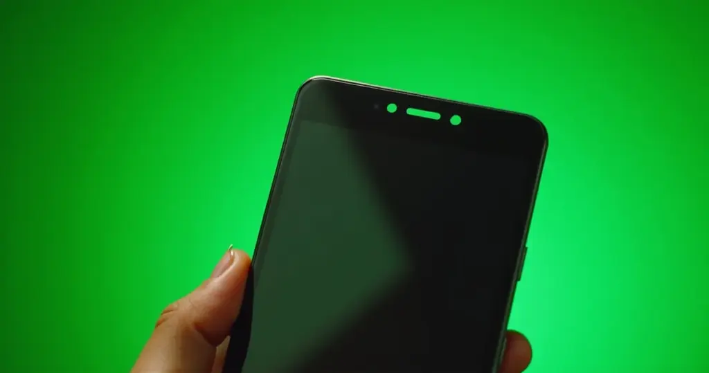 Samsung Flip 7: tela externa que muda tudo no novo dobrável